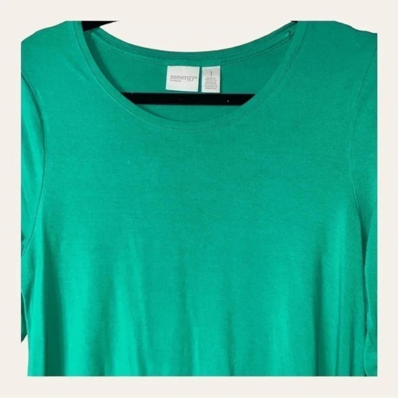 Women’s ZENERGY BY‎ CHICO’S KELLY GREEN TOP SIZE MEDIUM - Picture 4 of 8